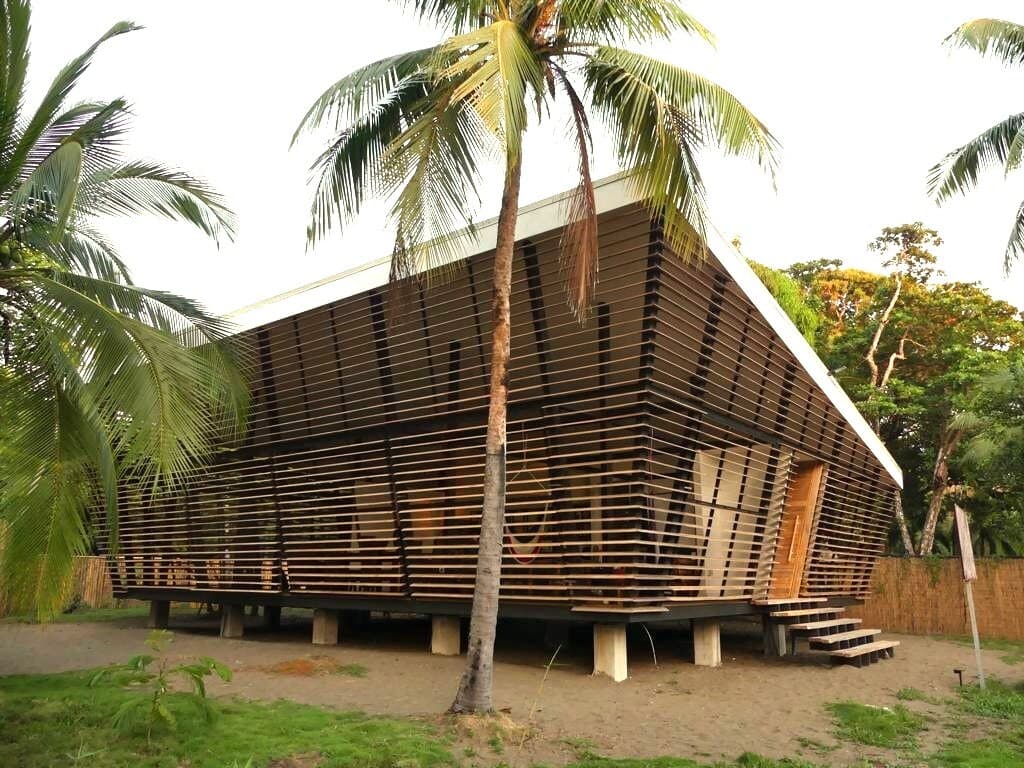 No-Footprint House, exterior view